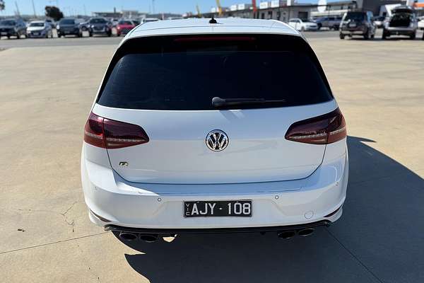 2016 Volkswagen Golf R 7
