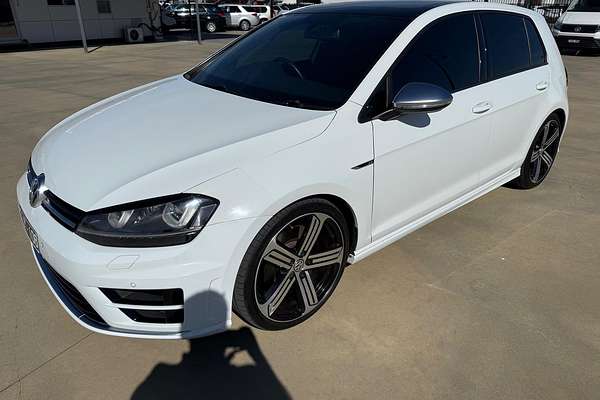 2016 Volkswagen Golf R 7