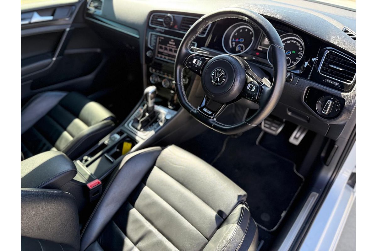 2016 Volkswagen Golf R 7