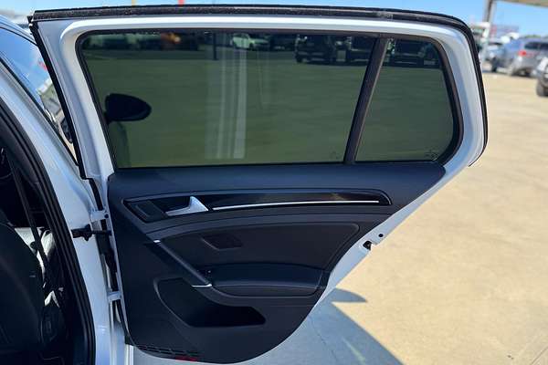 2016 Volkswagen Golf R 7