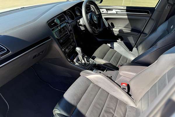 2016 Volkswagen Golf R 7