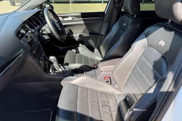 2016 Volkswagen Golf R 7
