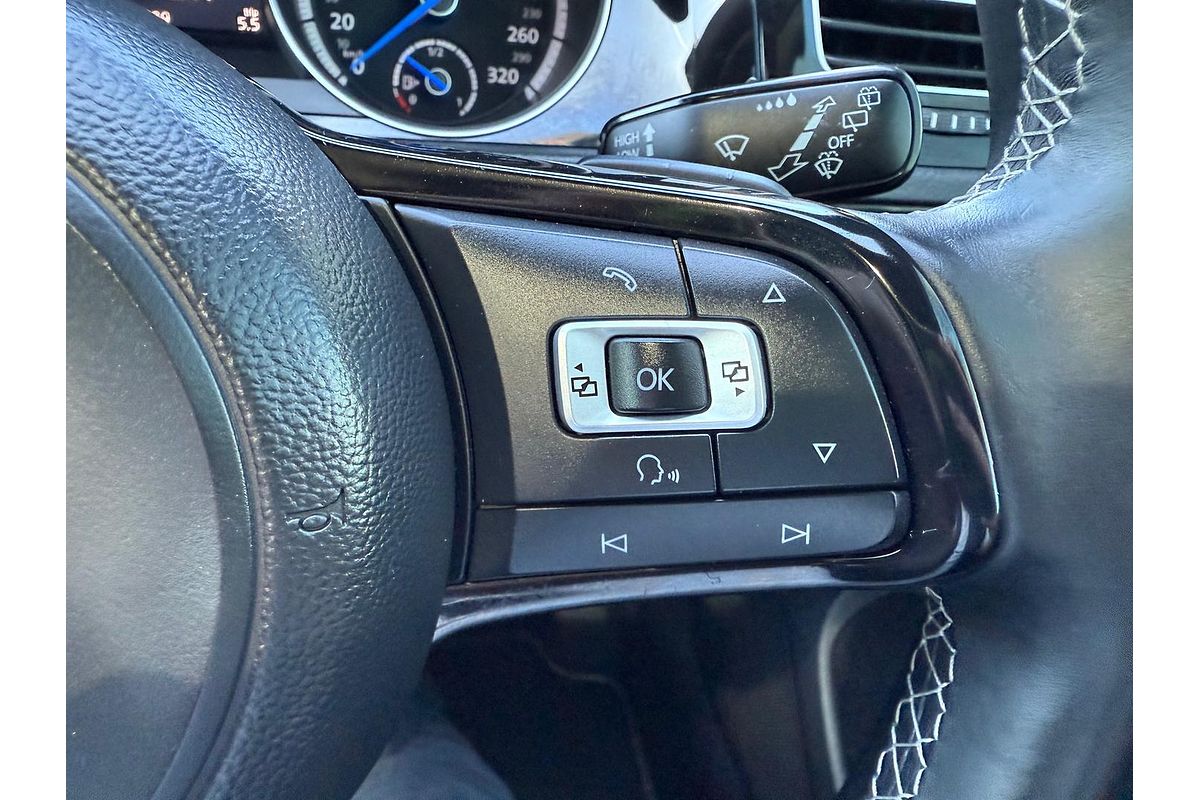 2016 Volkswagen Golf R 7