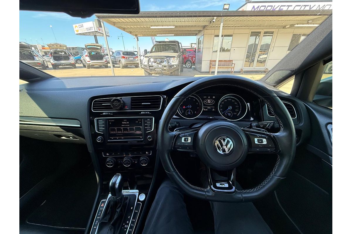 2016 Volkswagen Golf R 7