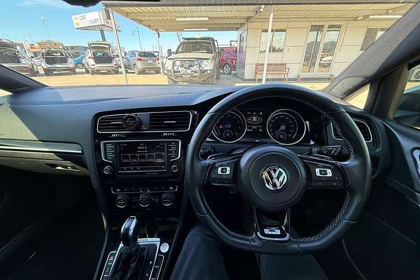 2016 Volkswagen Golf R 7
