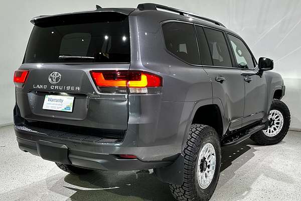 2024 Toyota Landcruiser GXL FJA300R
