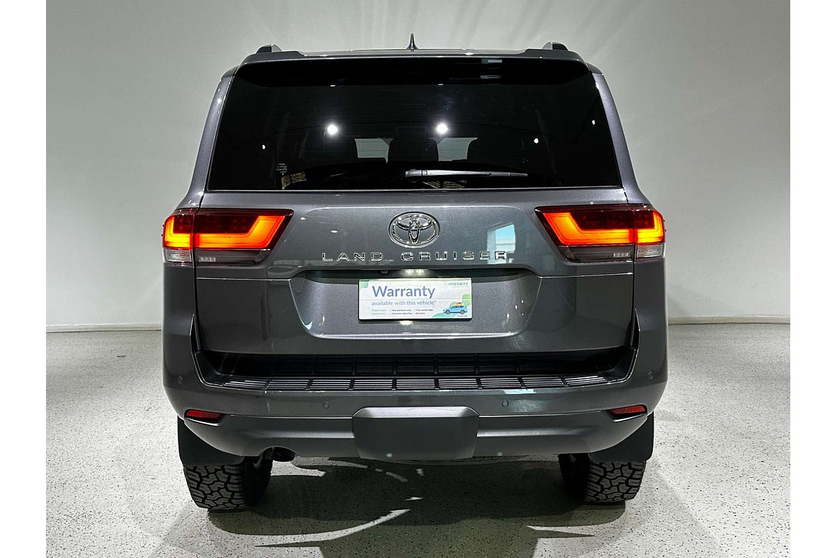 2024 Toyota Landcruiser GXL FJA300R