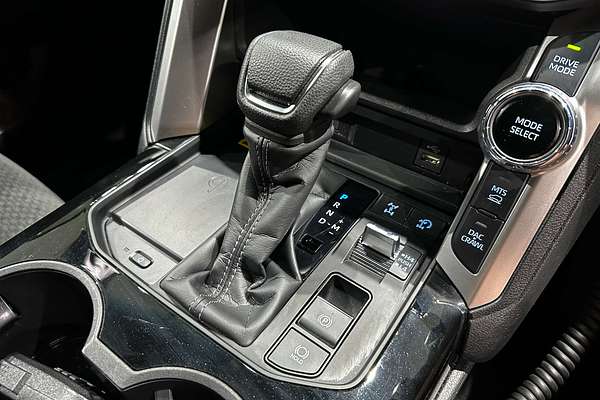 2024 Toyota Landcruiser GXL FJA300R