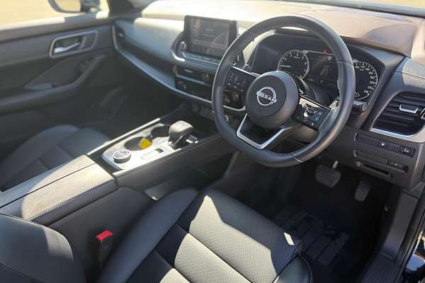 2024 Nissan X-TRAIL ST-L T33