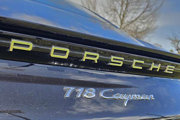 2019 Porsche 718 Cayman 982