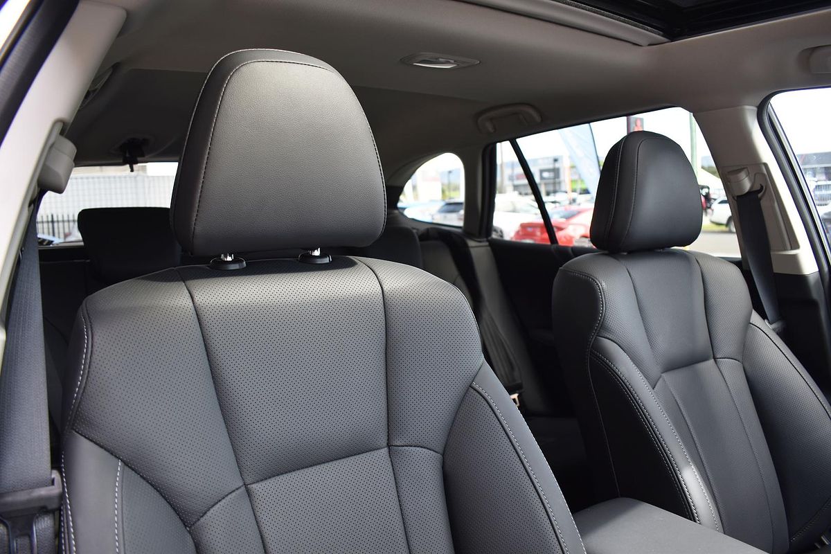 2025 Subaru Outback AWD Touring 6GEN