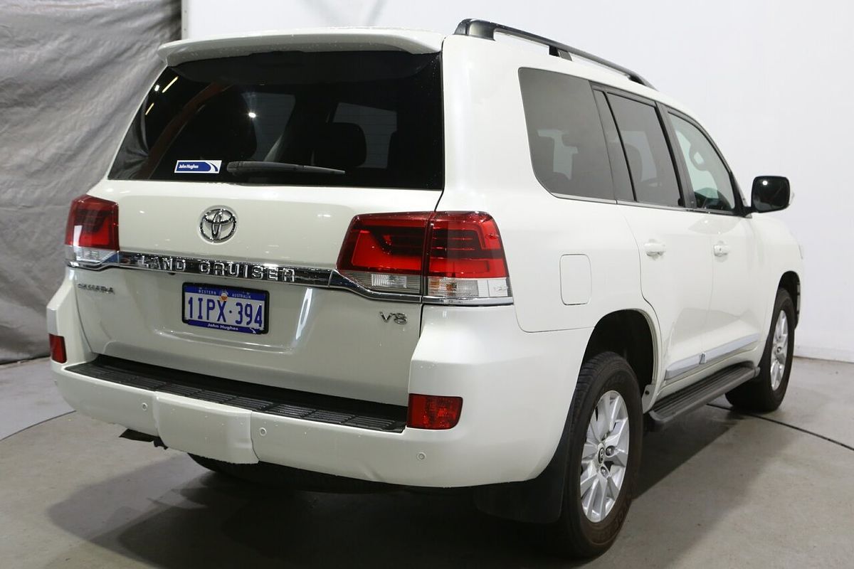 2019 Toyota Landcruiser Sahara VDJ200R
