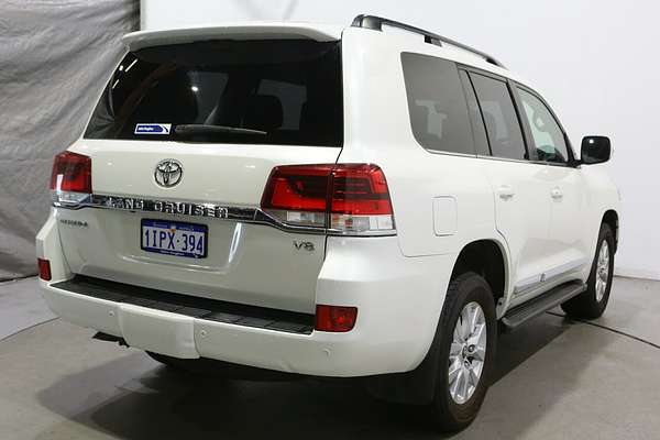 2019 Toyota Landcruiser Sahara VDJ200R
