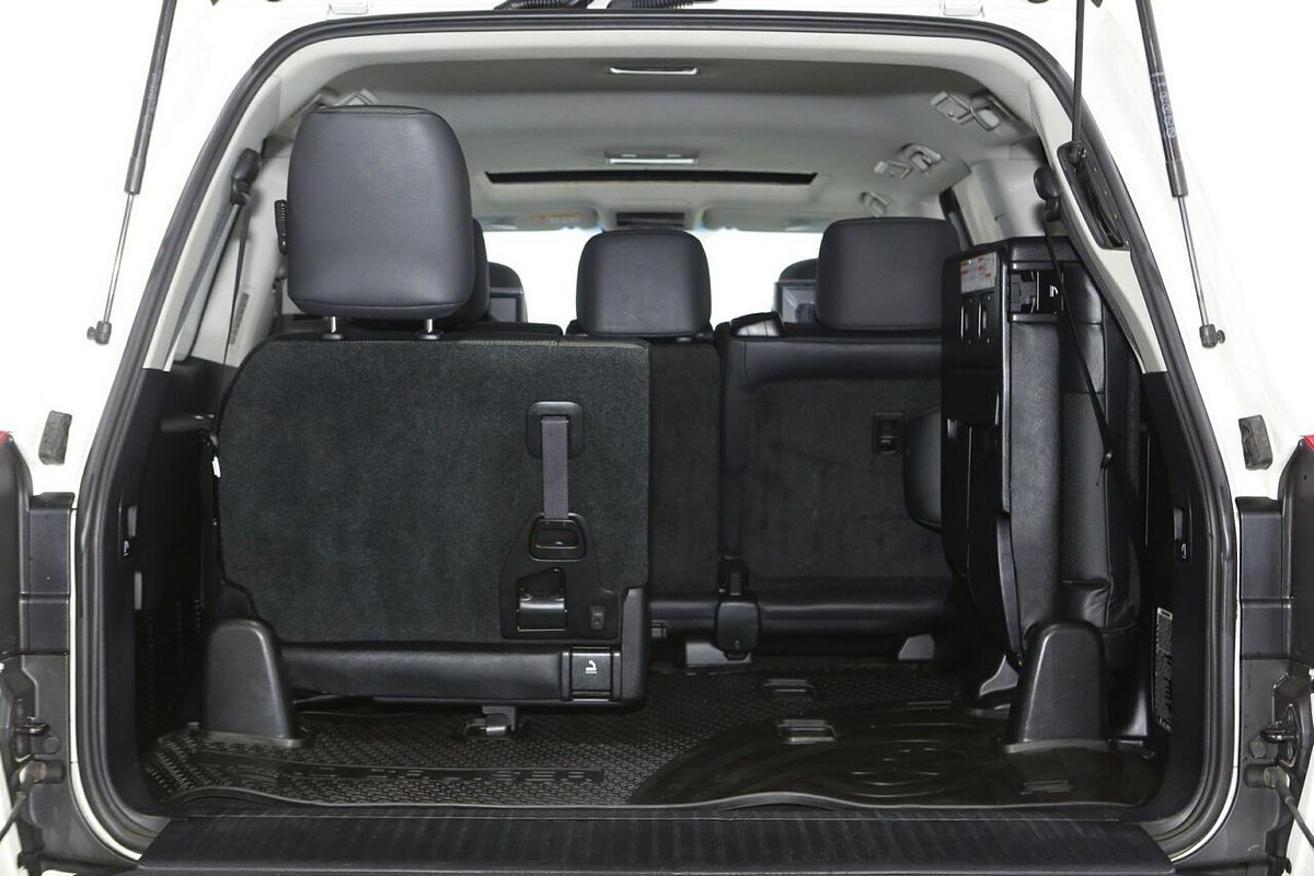 2019 Toyota Landcruiser Sahara VDJ200R