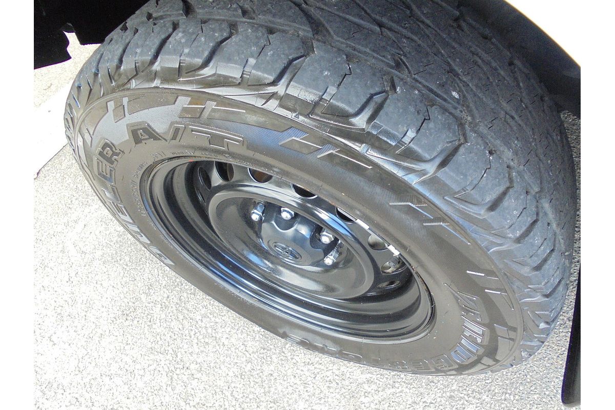 2019 Toyota Hilux SR GUN126R 4X4