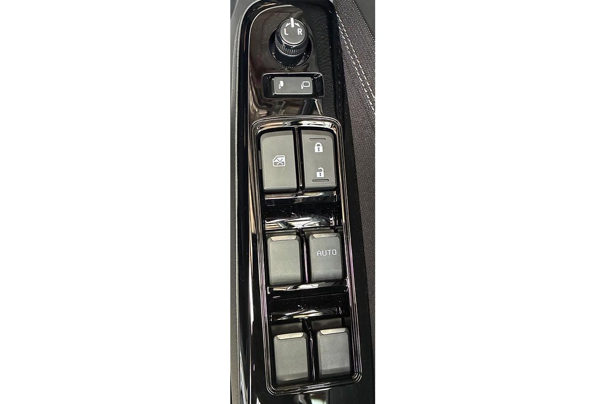 2025 Isuzu D-MAX X-TERRAIN 4X4