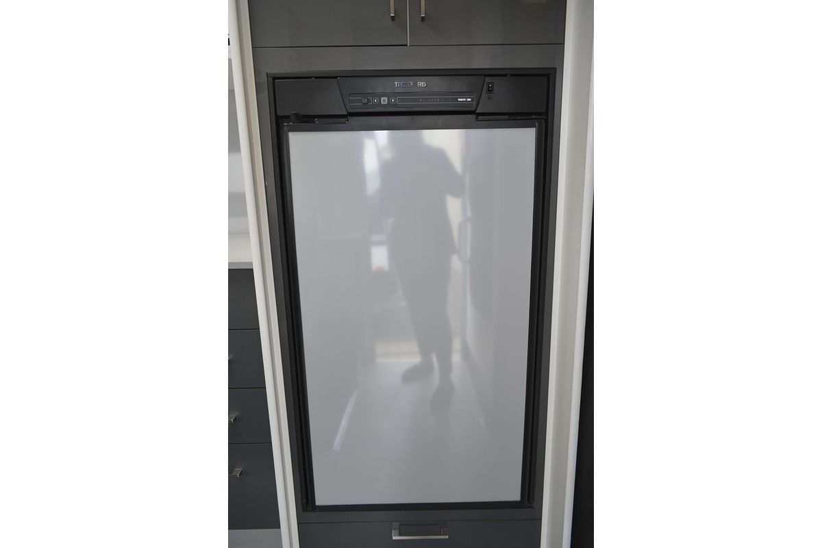 2018 New Age Manta Ray 19FT