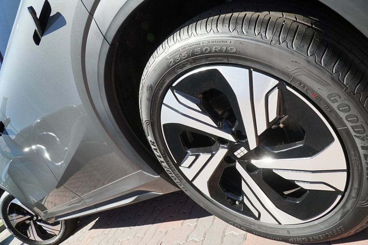 2025 Geely EX5 Inspire E245