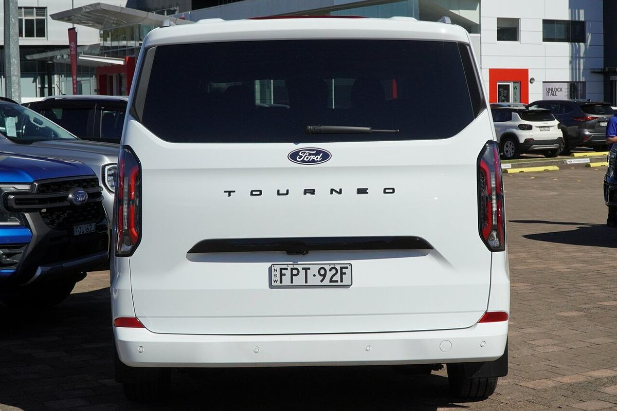 2024 Ford Tourneo Titanium X AV SWB
