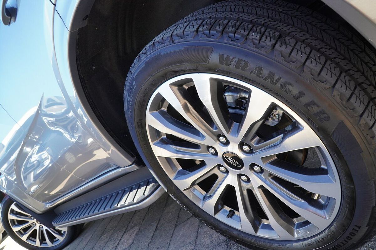2024 Ford Everest Platinum 3.0L