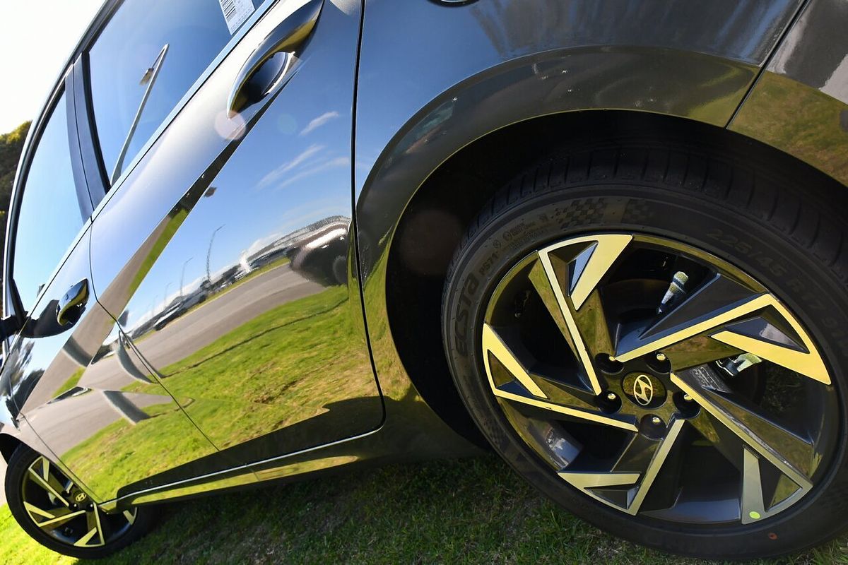 2025 Hyundai i30 Elite CN7.V2