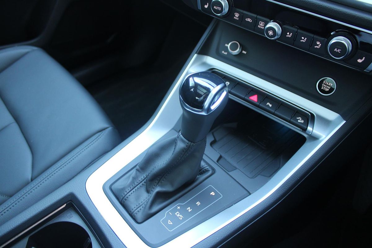 2024 Audi Q3 35 TFSI F3
