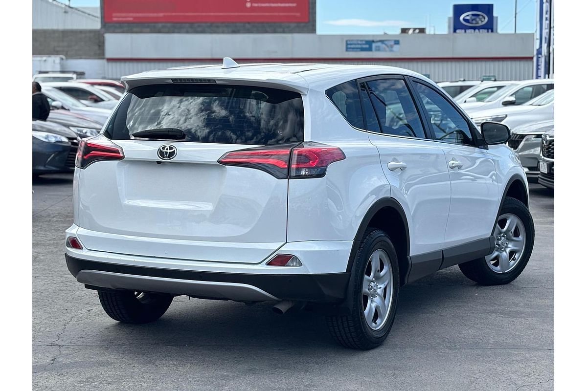 2018 Toyota RAV4 GX ZSA42R