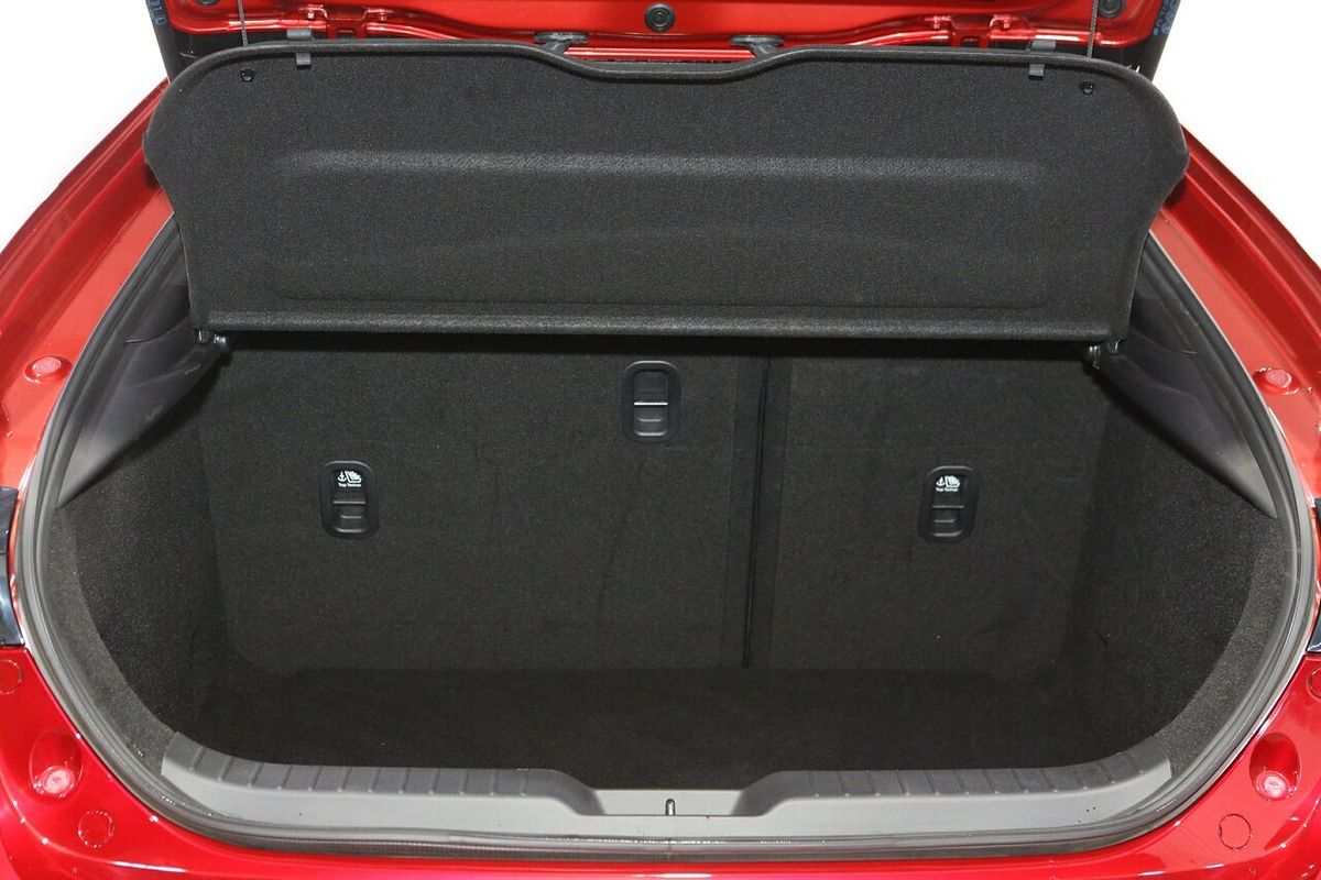 2022 Mazda 3 G20 Touring BP Series