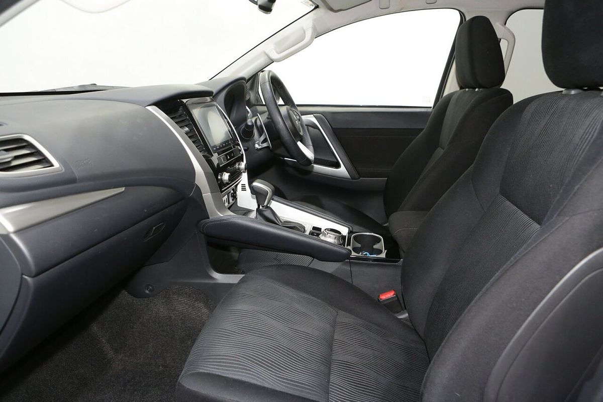 2024 Mitsubishi Pajero Sport GLS QG