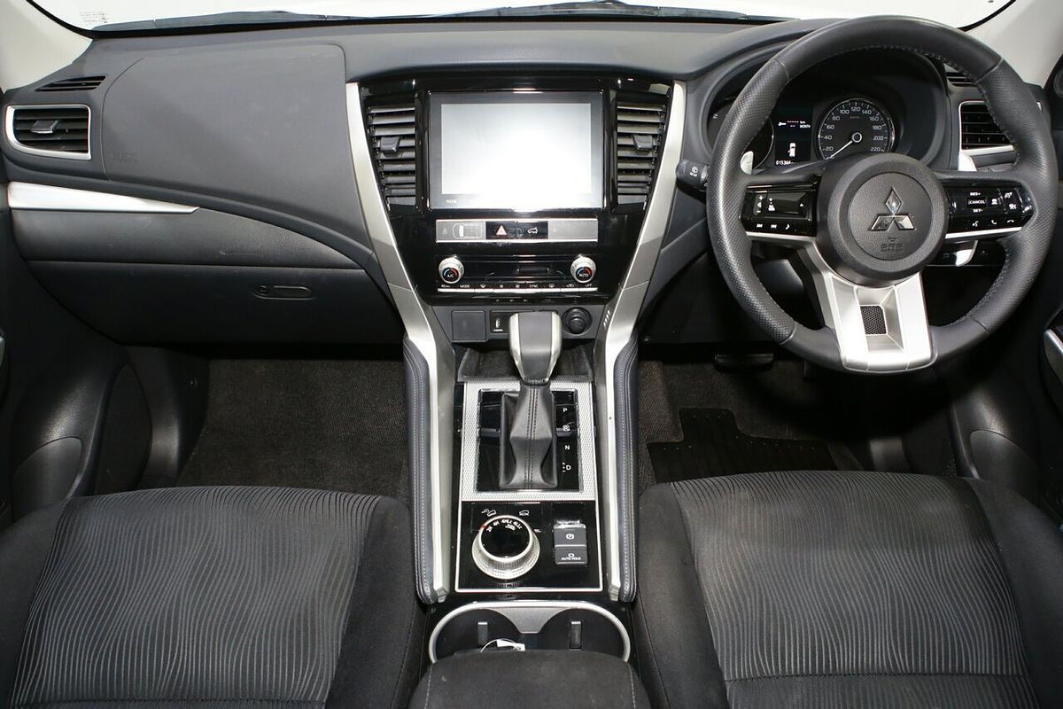 2024 Mitsubishi Pajero Sport GLS QG