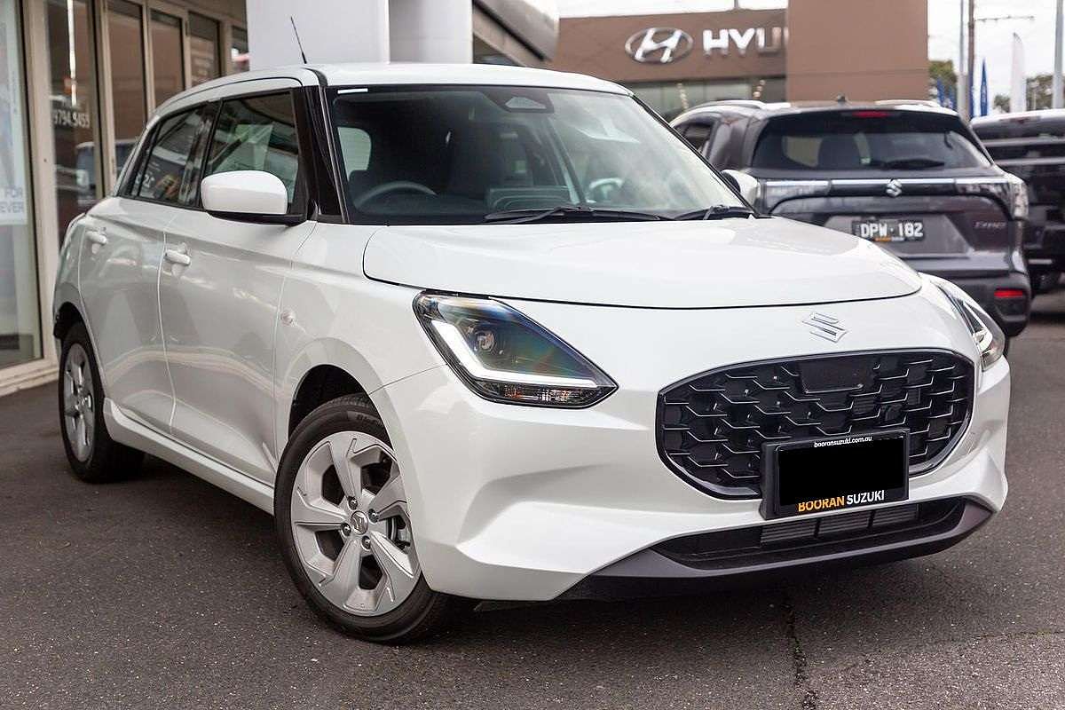 2025 Suzuki Swift Hybrid UZ