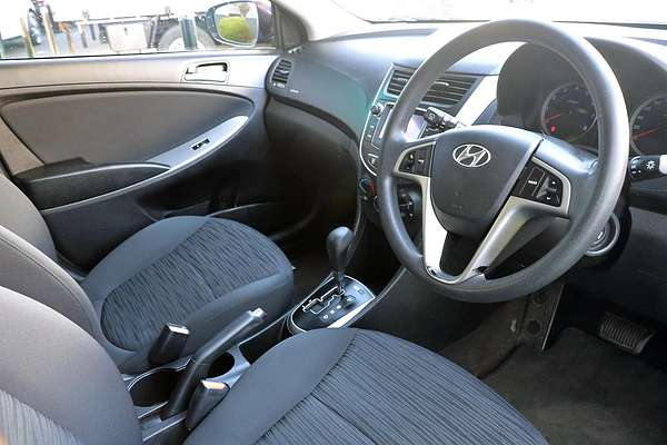 2015 Hyundai Accent Active RB3