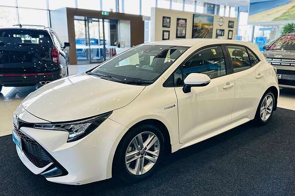 2021 Toyota Corolla Ascent Sport Hybrid ZWE211R