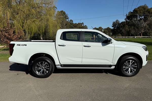 2025 Isuzu D-MAX LS-U 4X4