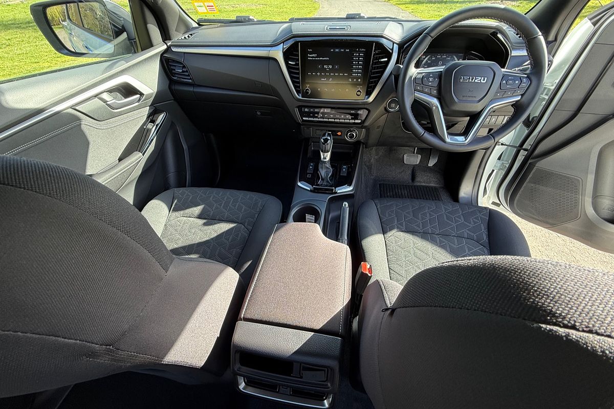 2025 Isuzu D-MAX LS-U 4X4