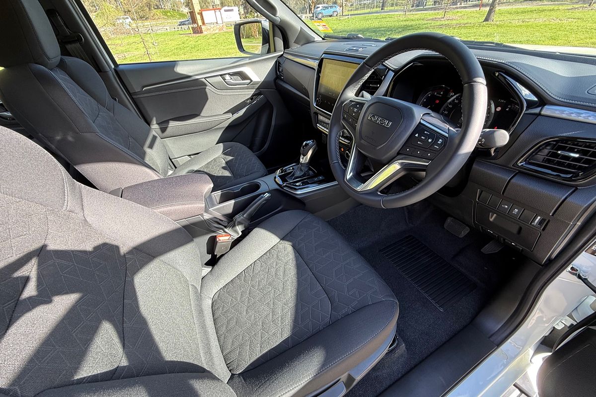 2025 Isuzu D-MAX LS-U 4X4