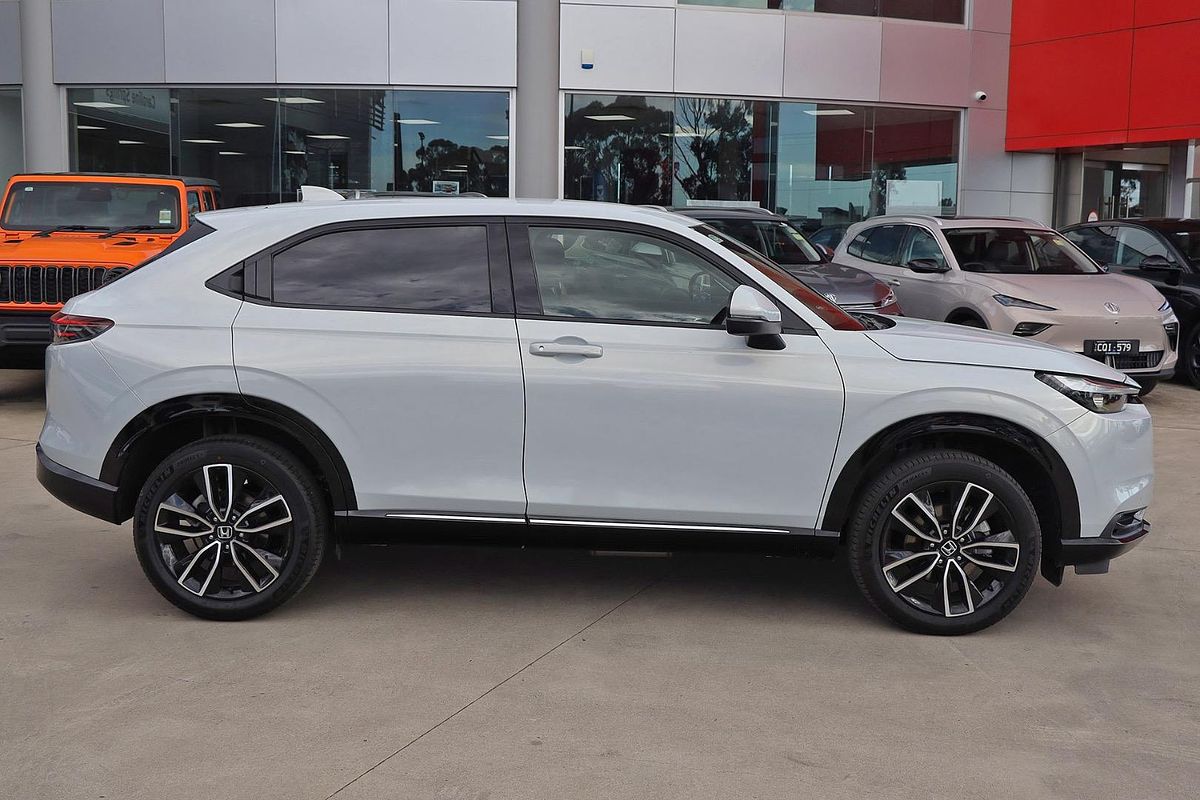 2024 Honda HR-V e:HEV X
