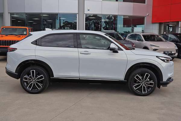 2024 Honda HR-V e:HEV X