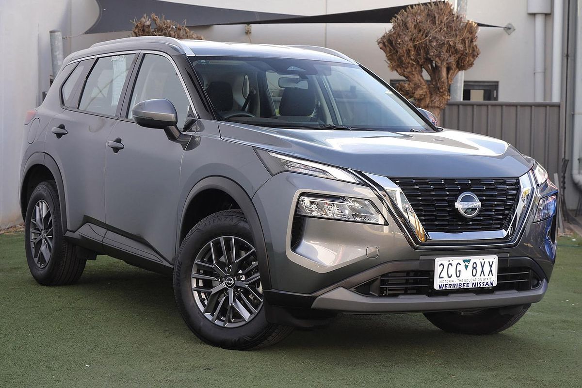 2025 Nissan X-TRAIL ST T33