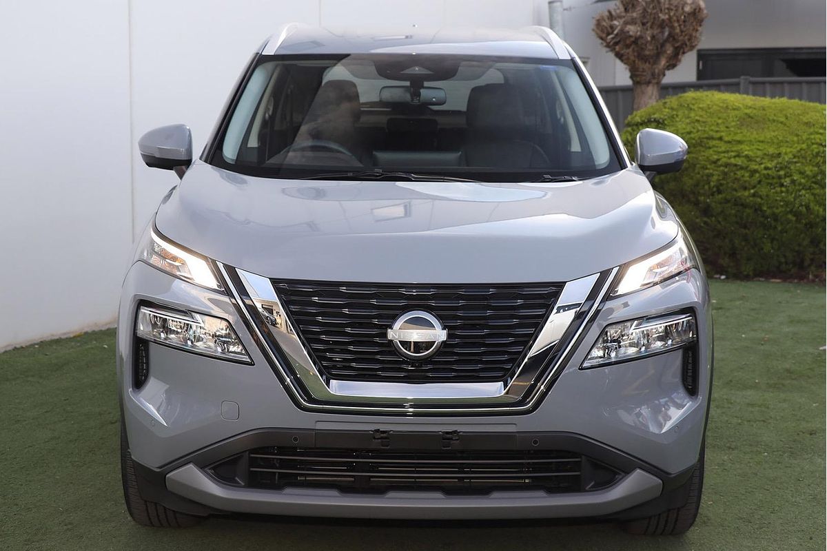 2024 Nissan X-TRAIL ST-L T33