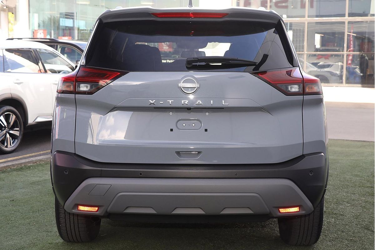 2024 Nissan X-TRAIL ST-L T33