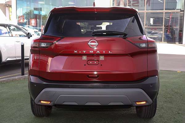 2024 Nissan X-TRAIL ST-L T33