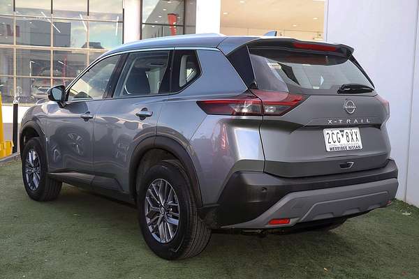 2025 Nissan X-TRAIL ST T33