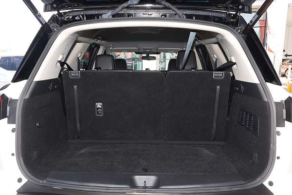 2024 Nissan Pathfinder Ti R53