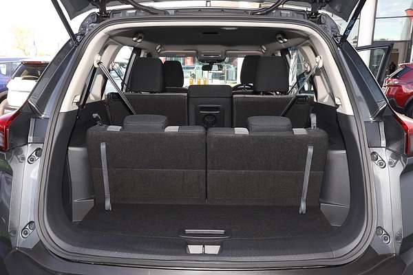 2025 Nissan X-TRAIL ST T33