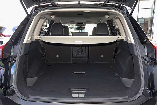 2025 Nissan X-TRAIL ST-L T33