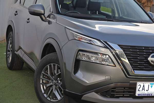 2024 Nissan X-TRAIL ST T33