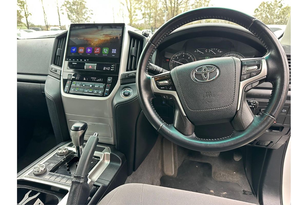 2016 Toyota Landcruiser GXL URJ202R