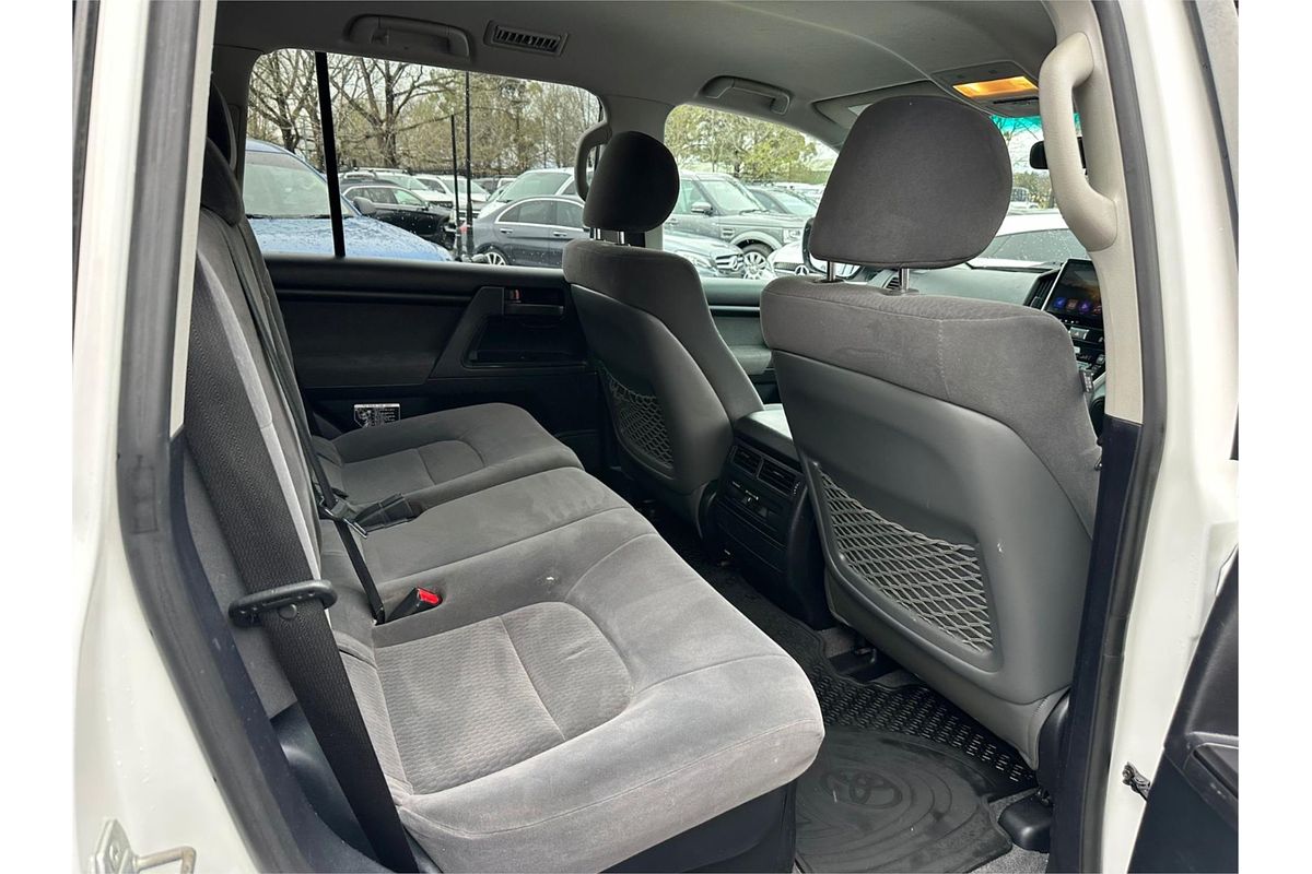 2016 Toyota Landcruiser GXL URJ202R