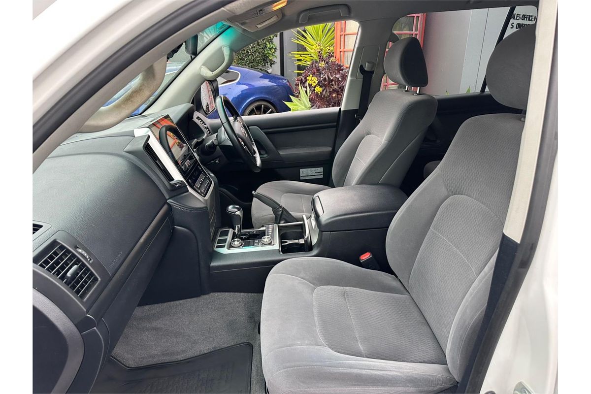 2016 Toyota Landcruiser GXL URJ202R